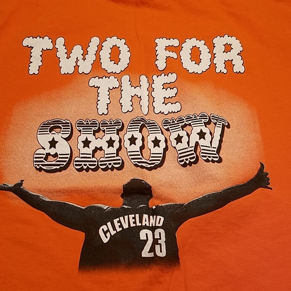 Cleveland Browns/Cavaliers Tshirt - Picture 3 of 4
